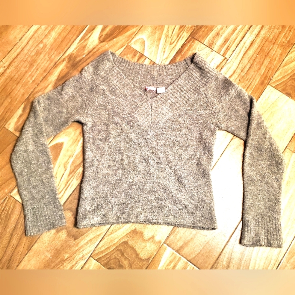 Womens Knit V-neck Top Long Sleeves Fuzzy Grey Super Soft Large